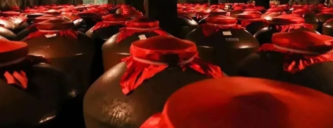 酱香白酒：时间的艺术，匠心的传承